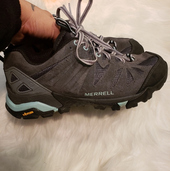 merrell vibram trainers
